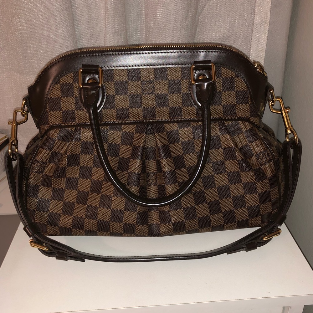 LOUIS VUITTON Damier Ebene Trevi PM